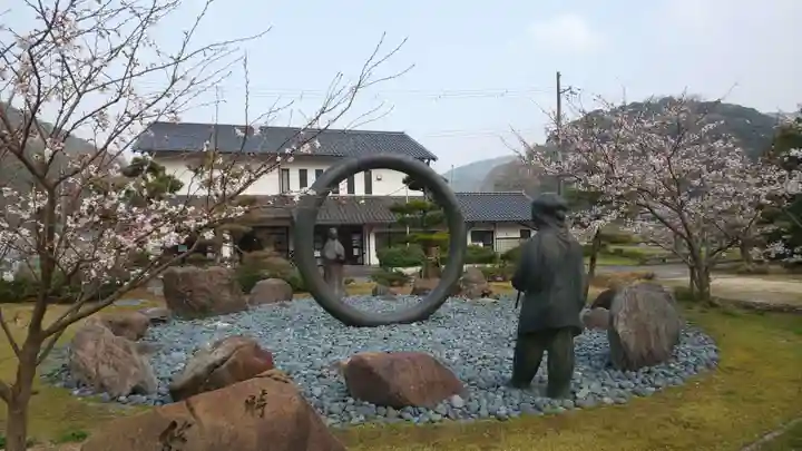 宇良神社(浦嶋神社)の庭園