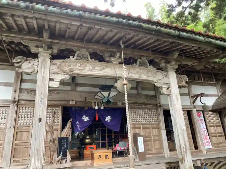 大王寺の本殿・本堂