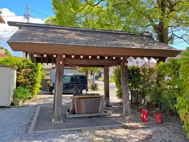 寒川神社の手水舎