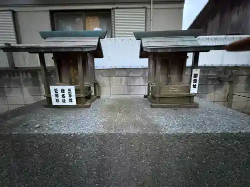 駒留八幡神社の{uncategorized: "未分類", other: "その他", undefined: "問題あり", building: "その他建物", grave: "お墓", sacred_gate: "鳥居", guardian: "狛犬", statue: "像", buddha: "仏像", history: "歴史", nature: "自然", garden: "庭園", animal: "動物", pagoda: "塔", temizu: "手水舎", mountain_gate: "山門・神門", sanctuary: "本殿・本堂", subordinate: "末社・摂社", art: "芸術", scenery: "景色", jizo: "地蔵", ema: "絵馬", goshuin: "御朱印", omikuji: "おみくじ", items: "授与品その他", amulet: "お守り", goshuincho: "御朱印帳", eats: "食事", festival: "お祭り", votive_dance: "神楽", shichigosan: "七五三参", wedding: "結婚式", experience: "体験その他", initially: "初詣", around: "周辺", anti_infection: "感染症対策"}