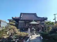 興徳寺の本殿