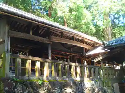 舟森山武並神社の本殿・本堂