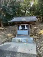 鳴石山神社の{uncategorized: "未分類", other: "その他", undefined: "問題あり", building: "その他建物", grave: "お墓", sacred_gate: "鳥居", guardian: "狛犬", statue: "像", buddha: "仏像", history: "歴史", nature: "自然", garden: "庭園", animal: "動物", pagoda: "塔", temizu: "手水舎", mountain_gate: "山門・神門", sanctuary: "本殿・本堂", subordinate: "末社・摂社", art: "芸術", scenery: "景色", jizo: "地蔵", ema: "絵馬", goshuin: "御朱印", omikuji: "おみくじ", items: "授与品その他", amulet: "お守り", goshuincho: "御朱印帳", eats: "食事", festival: "お祭り", votive_dance: "神楽", shichigosan: "七五三参", wedding: "結婚式", experience: "体験その他", initially: "初詣", around: "周辺", anti_infection: "感染症対策"}