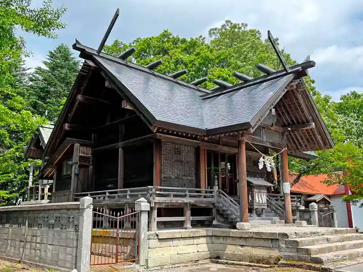 新十津川神社の本殿・本堂
