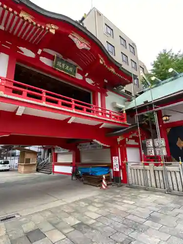 鷲神社の山門