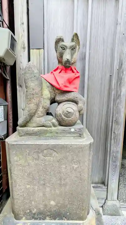 箭弓稲荷神社の狛犬
