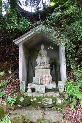 吉野水分神社の像