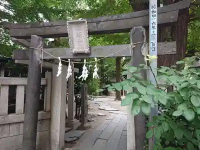 小野照崎神社の鳥居