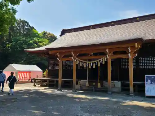宝登山神社の{uncategorized: "未分類", other: "その他", undefined: "問題あり", building: "その他建物", grave: "お墓", sacred_gate: "鳥居", guardian: "狛犬", statue: "像", buddha: "仏像", history: "歴史", nature: "自然", garden: "庭園", animal: "動物", pagoda: "塔", temizu: "手水舎", mountain_gate: "山門・神門", sanctuary: "本殿・本堂", subordinate: "末社・摂社", art: "芸術", scenery: "景色", jizo: "地蔵", ema: "絵馬", goshuin: "御朱印", omikuji: "おみくじ", items: "授与品その他", amulet: "お守り", goshuincho: "御朱印帳", eats: "食事", festival: "お祭り", votive_dance: "神楽", shichigosan: "七五三参", wedding: "結婚式", experience: "体験その他", initially: "初詣", around: "周辺", anti_infection: "感染症対策"}