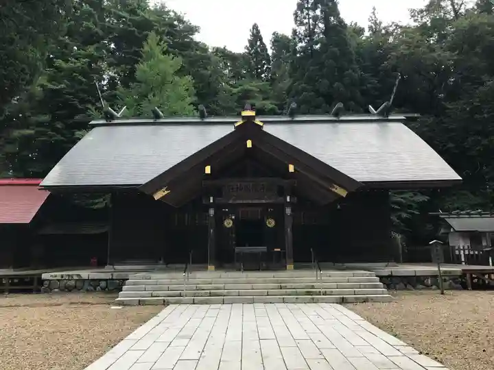 岩手護國神社の本殿・本堂