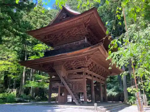 宝積山光前寺の山門