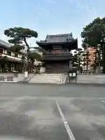 金竜寺の{uncategorized: "未分類", other: "その他", undefined: "問題あり", building: "その他建物", grave: "お墓", sacred_gate: "鳥居", guardian: "狛犬", statue: "像", buddha: "仏像", history: "歴史", nature: "自然", garden: "庭園", animal: "動物", pagoda: "塔", temizu: "手水舎", mountain_gate: "山門・神門", sanctuary: "本殿・本堂", subordinate: "末社・摂社", art: "芸術", scenery: "景色", jizo: "地蔵", ema: "絵馬", goshuin: "御朱印", omikuji: "おみくじ", items: "授与品その他", amulet: "お守り", goshuincho: "御朱印帳", eats: "食事", festival: "お祭り", votive_dance: "神楽", shichigosan: "七五三参", wedding: "結婚式", experience: "体験その他", initially: "初詣", around: "周辺", anti_infection: "感染症対策"}
