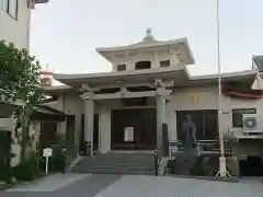 西光寺の本殿