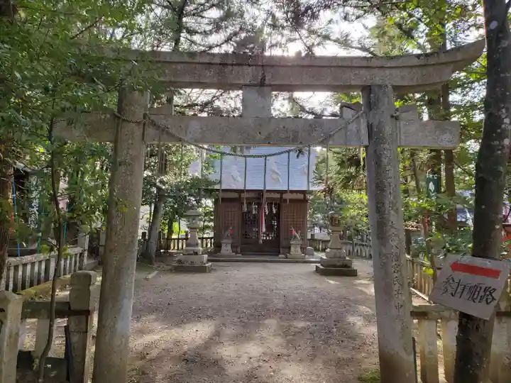 大宮八幡宮の末社・摂社