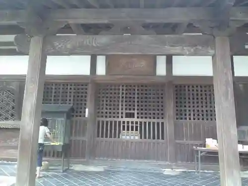 観世音寺の本殿・本堂