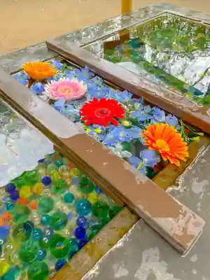 根岸八幡神社の手水舎