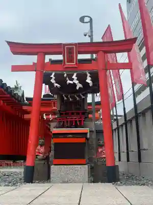 東京羽田 穴守稲荷神社の{uncategorized: "未分類", other: "その他", undefined: "問題あり", building: "その他建物", grave: "お墓", sacred_gate: "鳥居", guardian: "狛犬", statue: "像", buddha: "仏像", history: "歴史", nature: "自然", garden: "庭園", animal: "動物", pagoda: "塔", temizu: "手水舎", mountain_gate: "山門・神門", sanctuary: "本殿・本堂", subordinate: "末社・摂社", art: "芸術", scenery: "景色", jizo: "地蔵", ema: "絵馬", goshuin: "御朱印", omikuji: "おみくじ", items: "授与品その他", amulet: "お守り", goshuincho: "御朱印帳", eats: "食事", festival: "お祭り", votive_dance: "神楽", shichigosan: "七五三参", wedding: "結婚式", experience: "体験その他", initially: "初詣", around: "周辺", anti_infection: "感染症対策"}