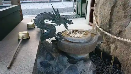 三毳不動尊の手水舎