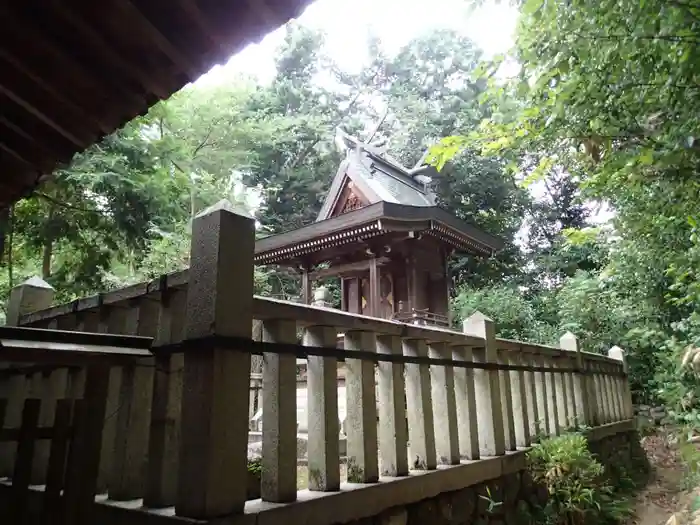 國津神社の本殿