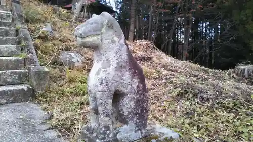 摺沢八幡神社の狛犬