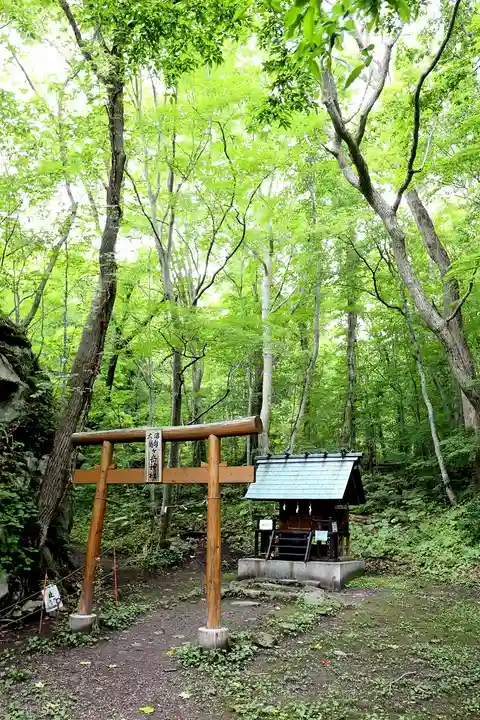 大沼駒ケ岳神社(北海道)
