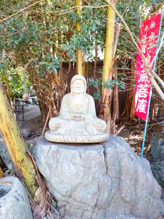 天岑寺の{uncategorized: "未分類", other: "その他", undefined: "問題あり", building: "その他建物", grave: "お墓", sacred_gate: "鳥居", guardian: "狛犬", statue: "像", buddha: "仏像", history: "歴史", nature: "自然", garden: "庭園", animal: "動物", pagoda: "塔", temizu: "手水舎", mountain_gate: "山門・神門", sanctuary: "本殿・本堂", subordinate: "末社・摂社", art: "芸術", scenery: "景色", jizo: "地蔵", ema: "絵馬", goshuin: "御朱印", omikuji: "おみくじ", items: "授与品その他", amulet: "お守り", goshuincho: "御朱印帳", eats: "食事", festival: "お祭り", votive_dance: "神楽", shichigosan: "七五三参", wedding: "結婚式", experience: "体験その他", initially: "初詣", around: "周辺", anti_infection: "感染症対策"}