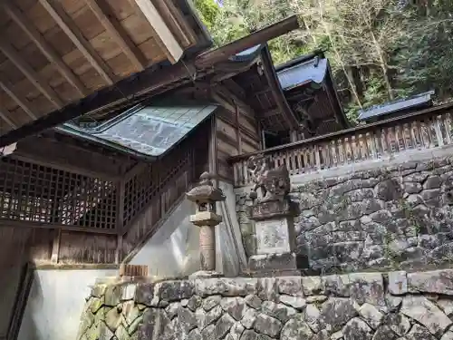金峰神社の本殿・本堂