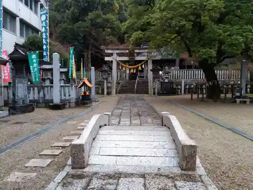 橿森神社の建物その他