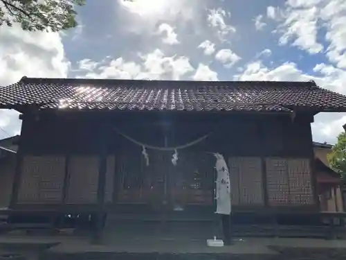 厳島神社の本殿