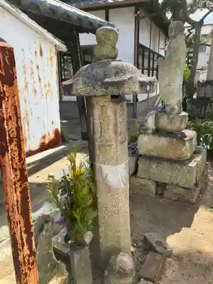 白旗観音寺の地蔵