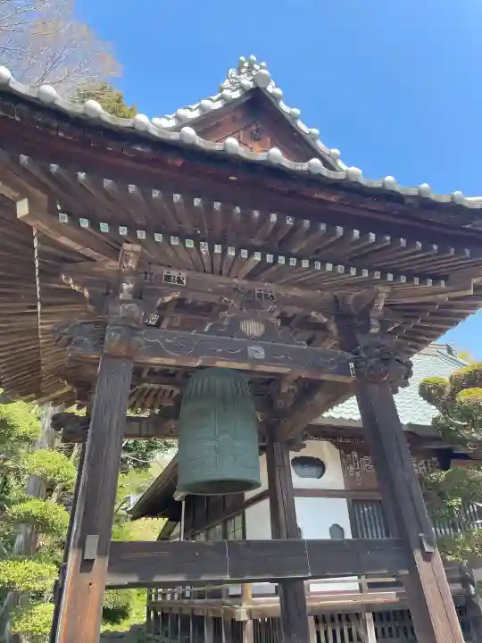 慈眼寺の{uncategorized: "未分類", other: "その他", undefined: "問題あり", building: "その他建物", grave: "お墓", sacred_gate: "鳥居", guardian: "狛犬", statue: "像", buddha: "仏像", history: "歴史", nature: "自然", garden: "庭園", animal: "動物", pagoda: "塔", temizu: "手水舎", mountain_gate: "山門・神門", sanctuary: "本殿・本堂", subordinate: "末社・摂社", art: "芸術", scenery: "景色", jizo: "地蔵", ema: "絵馬", goshuin: "御朱印", omikuji: "おみくじ", items: "授与品その他", amulet: "お守り", goshuincho: "御朱印帳", eats: "食事", festival: "お祭り", votive_dance: "神楽", shichigosan: "七五三参", wedding: "結婚式", experience: "体験その他", initially: "初詣", around: "周辺", anti_infection: "感染症対策"}