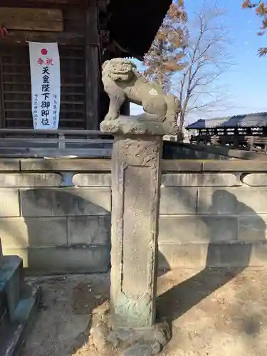 横瀬神社の狛犬