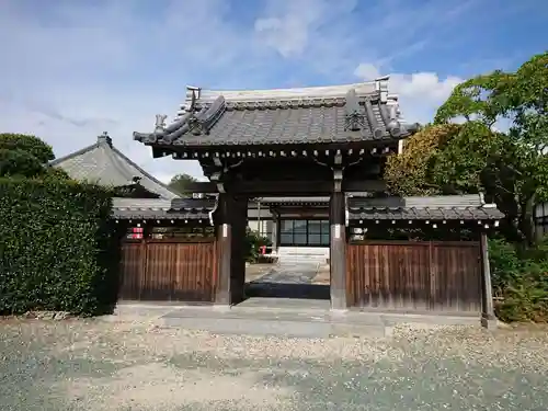 金清寺の山門