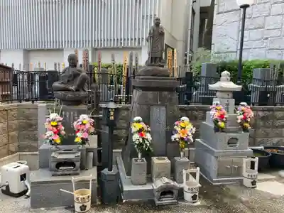 赤坂不動尊威徳寺(東京都)