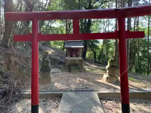 屏風八王子神社の末社・摂社