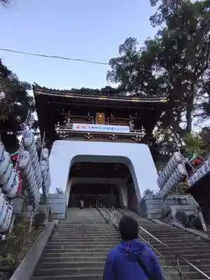 江島神社の山門・神門