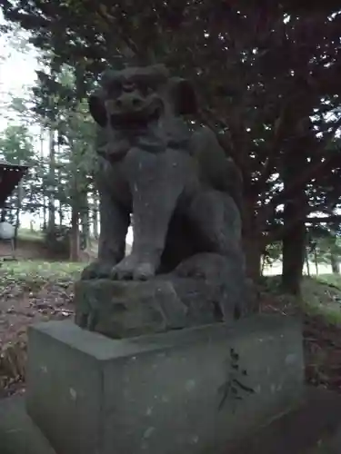 幌内神社の狛犬