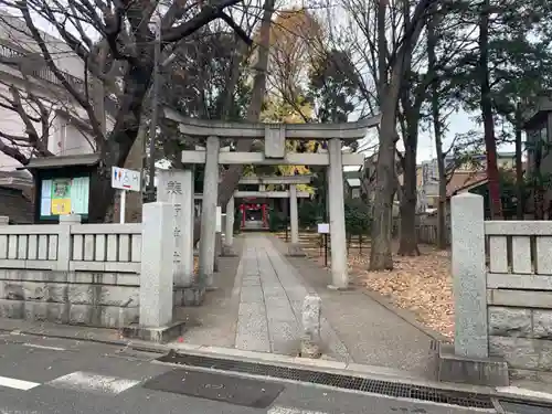 自由が丘熊野神社の鳥居