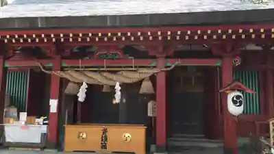 生島足島神社の本殿・本堂