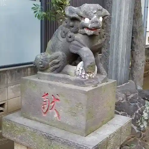 石井神社の狛犬