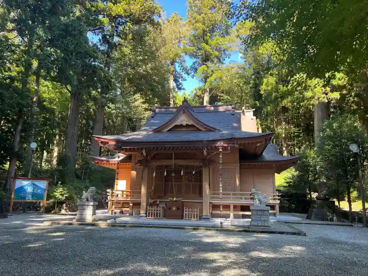須山浅間神社の本殿・本堂