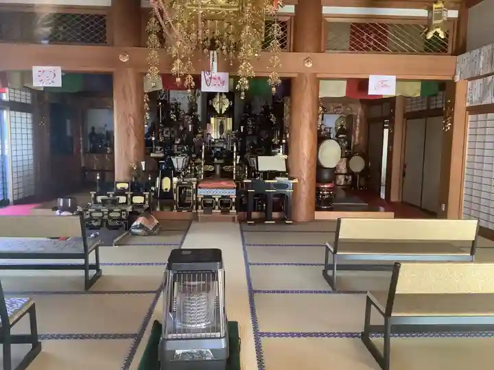 東界寺の本殿・本堂