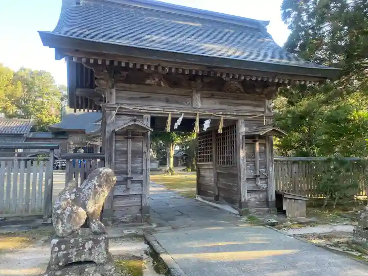 大神山神社本宮の{uncategorized: "未分類", other: "その他", undefined: "問題あり", building: "その他建物", grave: "お墓", sacred_gate: "鳥居", guardian: "狛犬", statue: "像", buddha: "仏像", history: "歴史", nature: "自然", garden: "庭園", animal: "動物", pagoda: "塔", temizu: "手水舎", mountain_gate: "山門・神門", sanctuary: "本殿・本堂", subordinate: "末社・摂社", art: "芸術", scenery: "景色", jizo: "地蔵", ema: "絵馬", goshuin: "御朱印", omikuji: "おみくじ", items: "授与品その他", amulet: "お守り", goshuincho: "御朱印帳", eats: "食事", festival: "お祭り", votive_dance: "神楽", shichigosan: "七五三参", wedding: "結婚式", experience: "体験その他", initially: "初詣", around: "周辺", anti_infection: "感染症対策"}