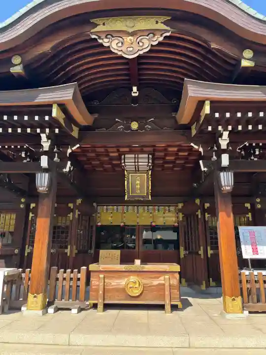 六郷神社の{uncategorized: "未分類", other: "その他", undefined: "問題あり", building: "その他建物", grave: "お墓", sacred_gate: "鳥居", guardian: "狛犬", statue: "像", buddha: "仏像", history: "歴史", nature: "自然", garden: "庭園", animal: "動物", pagoda: "塔", temizu: "手水舎", mountain_gate: "山門・神門", sanctuary: "本殿・本堂", subordinate: "末社・摂社", art: "芸術", scenery: "景色", jizo: "地蔵", ema: "絵馬", goshuin: "御朱印", omikuji: "おみくじ", items: "授与品その他", amulet: "お守り", goshuincho: "御朱印帳", eats: "食事", festival: "お祭り", votive_dance: "神楽", shichigosan: "七五三参", wedding: "結婚式", experience: "体験その他", initially: "初詣", around: "周辺", anti_infection: "感染症対策"}