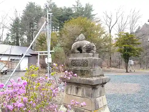 留辺蘂神社の狛犬