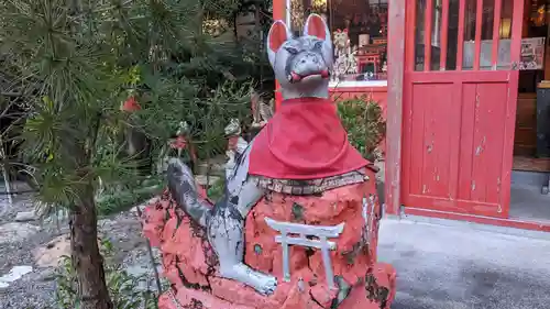 よさこい稲荷神社の狛犬