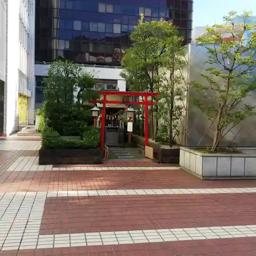 有楽稲荷神社の鳥居