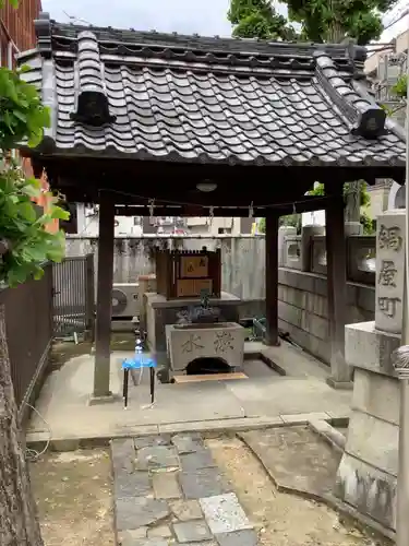 松山神社の手水舎