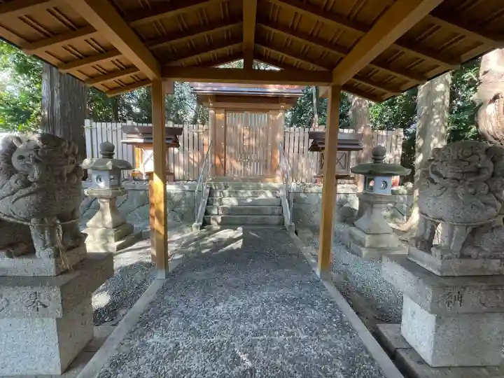小川神社の{uncategorized: "未分類", other: "その他", undefined: "問題あり", building: "その他建物", grave: "お墓", sacred_gate: "鳥居", guardian: "狛犬", statue: "像", buddha: "仏像", history: "歴史", nature: "自然", garden: "庭園", animal: "動物", pagoda: "塔", temizu: "手水舎", mountain_gate: "山門・神門", sanctuary: "本殿・本堂", subordinate: "末社・摂社", art: "芸術", scenery: "景色", jizo: "地蔵", ema: "絵馬", goshuin: "御朱印", omikuji: "おみくじ", items: "授与品その他", amulet: "お守り", goshuincho: "御朱印帳", eats: "食事", festival: "お祭り", votive_dance: "神楽", shichigosan: "七五三参", wedding: "結婚式", experience: "体験その他", initially: "初詣", around: "周辺", anti_infection: "感染症対策"}