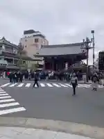 浅草寺の山門・神門